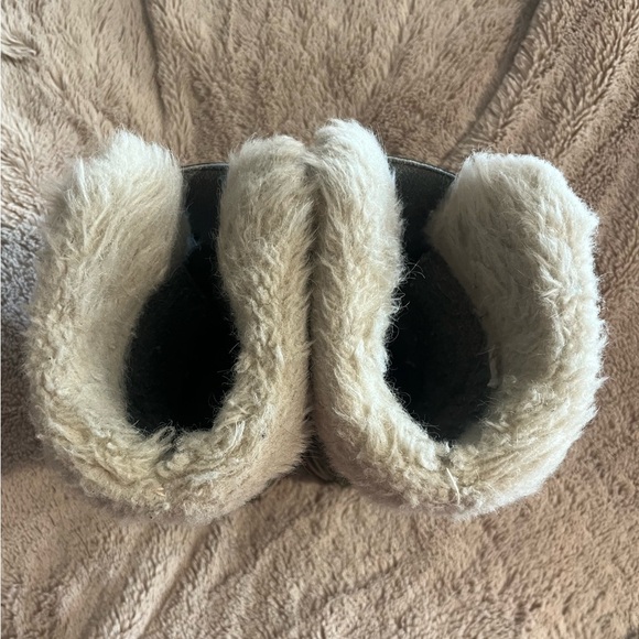 Sorel boots for girls - Picture 9 of 10